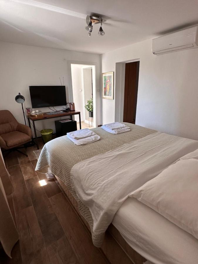 Madonna Guest House Дубровник Екстер'єр фото